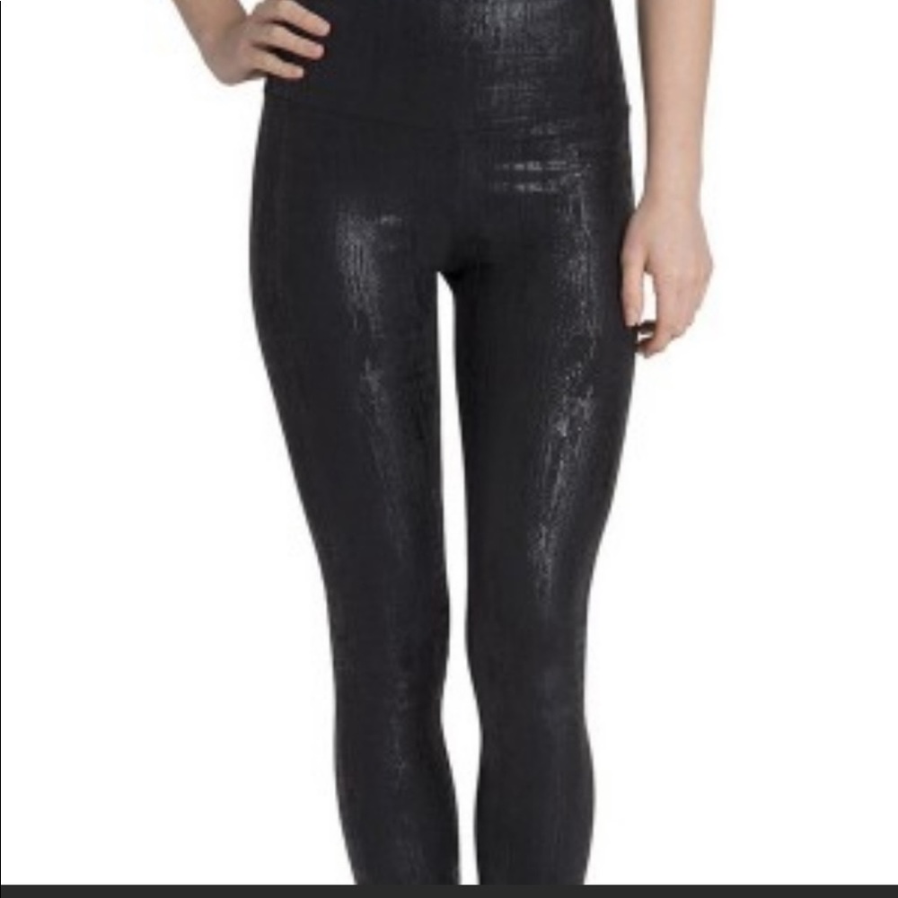Lyss’e faux leather high waist